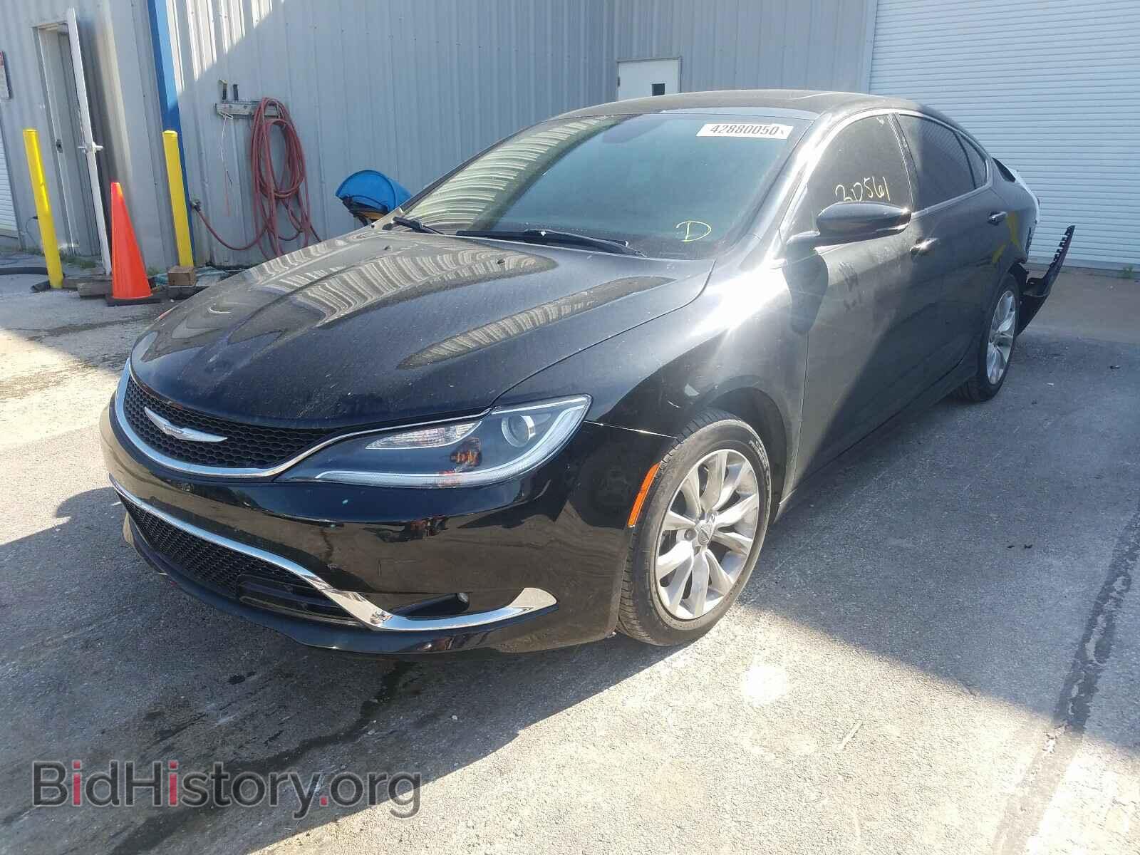 2016 Chrysler 200 (VIN 1C3CCCCG3GN146330) — фото 2 из 10