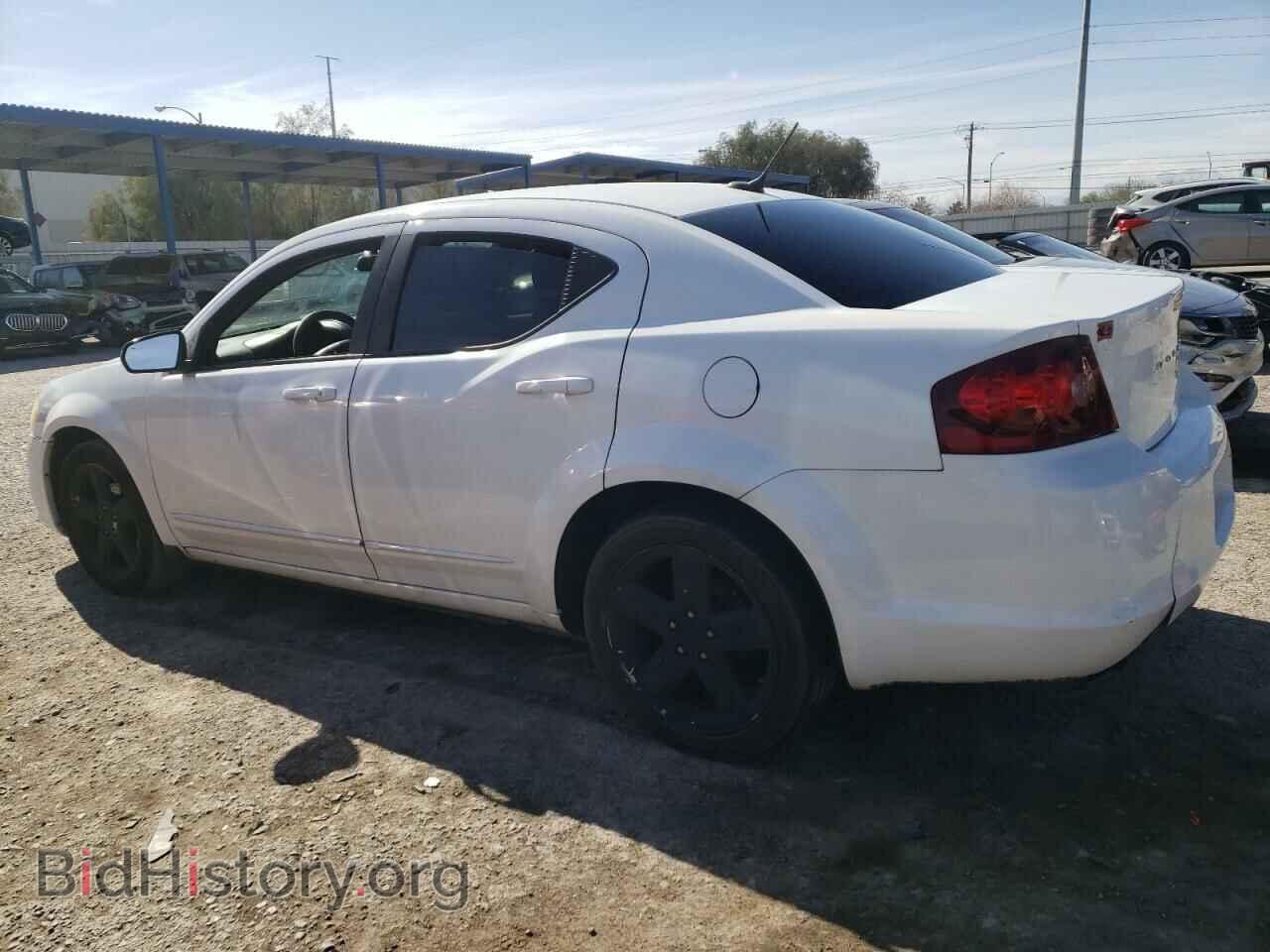 2011 DODGE AVENGER - VIN: 1B3BD1FB0BN593426 - Фото 2