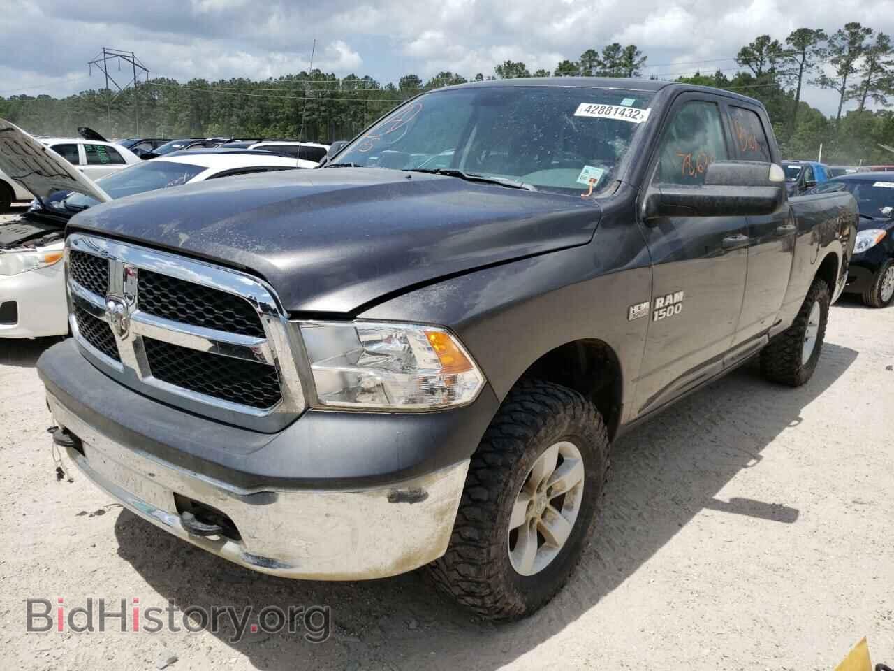 2018 RAM 1500 - VIN: 1C6RR7FTXJS103821 - Photo 2