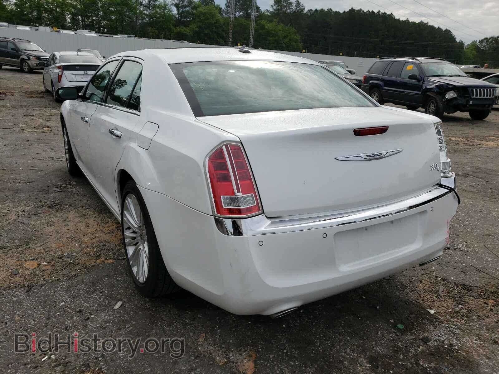 2011 CHRYSLER 300 - VIN: 2C3CA6CT0BH538431 - Фото 3