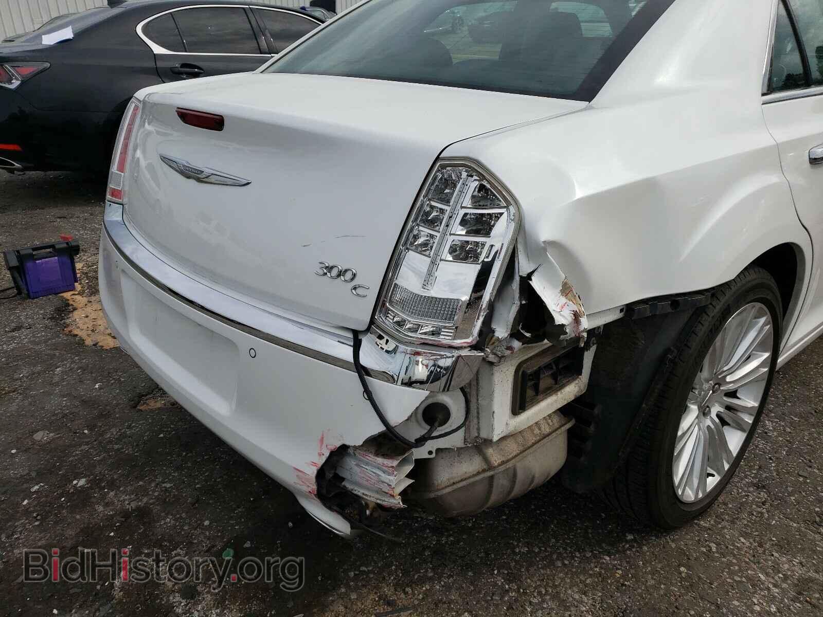 2011 CHRYSLER 300 - VIN: 2C3CA6CT0BH538431 - Фото 9
