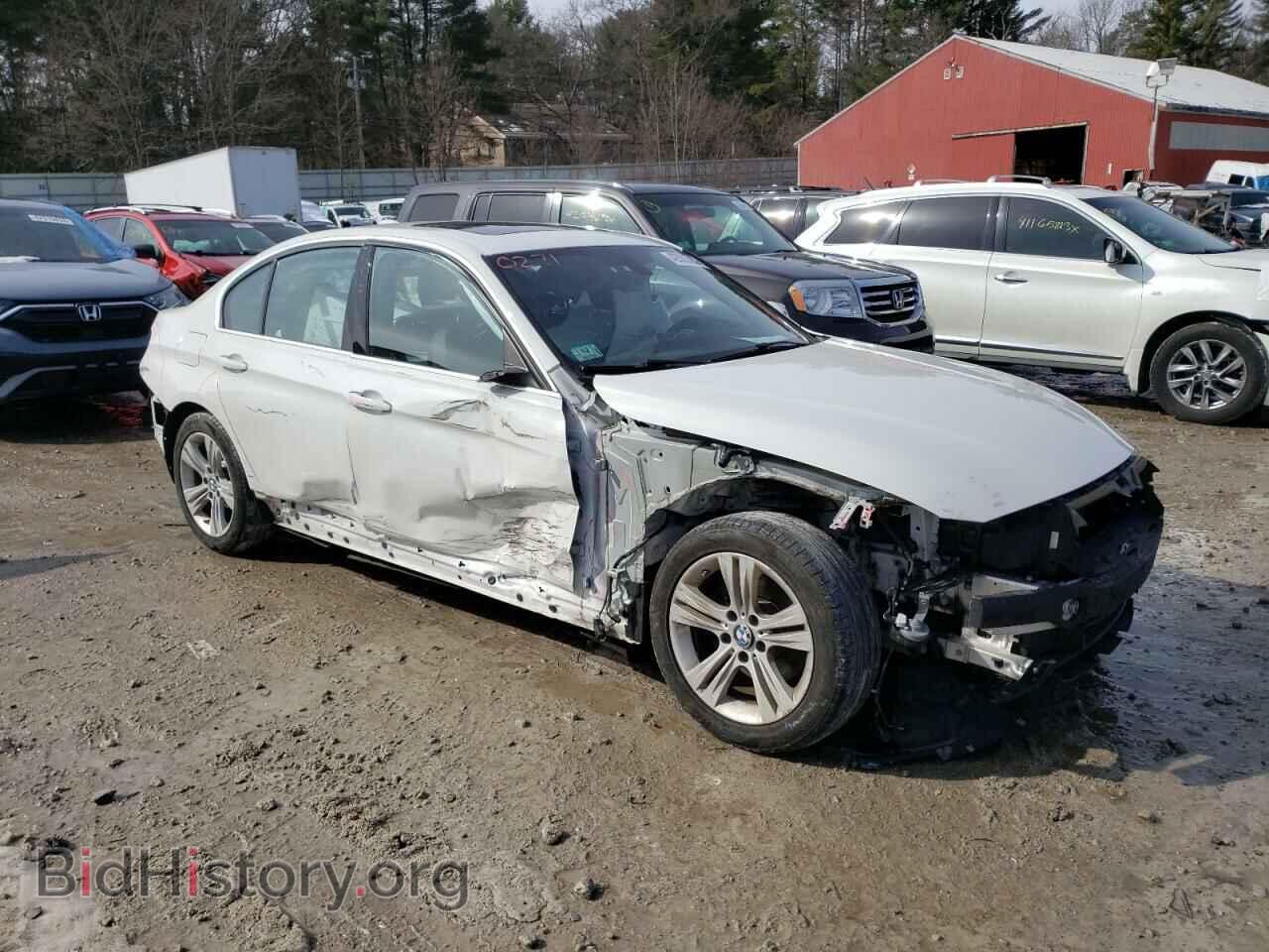 2017 BMW 3 SERIES - VIN: WBA8D9C30HA011875 - Фото 4