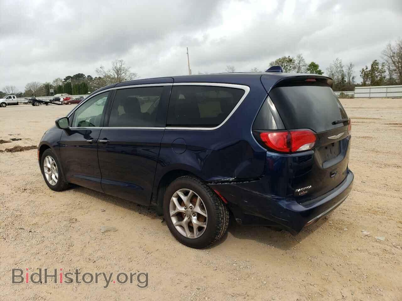 2017 CHRYSLER PACIFICA - VIN: 2C4RC1BGXHR832266 - Photo 2