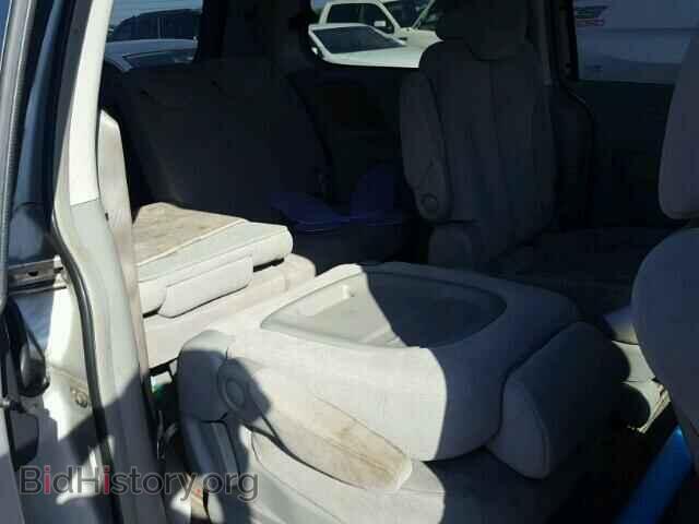 2007 HYUNDAI ENTOURAGE - VIN: KNDMC233076036272 - Фото 6