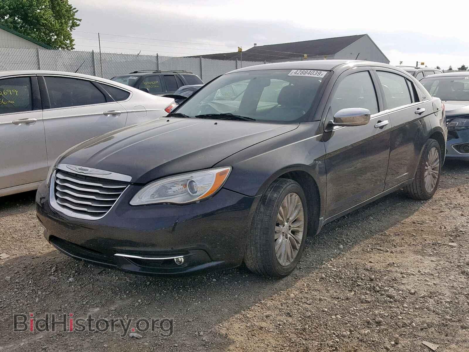 2012 CHRYSLER 200 - VIN: 1C3CCBCB7CN183826 - Фото 2