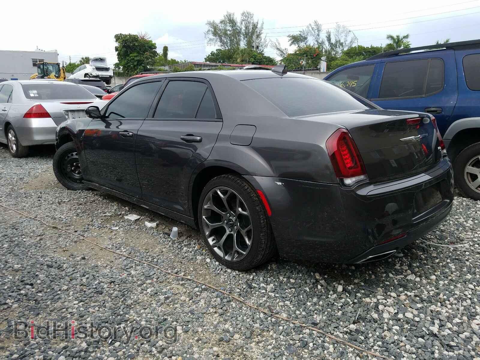 2016 CHRYSLER 300 - VIN: 2C3CCABG6GH175755 - Фото 3