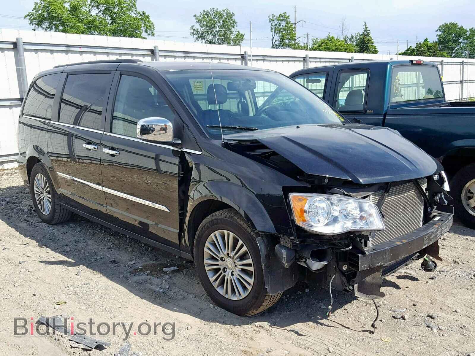 Фотография 2C4RC1CG3DR802843 - CHRYSLER TOWN & COU 2013