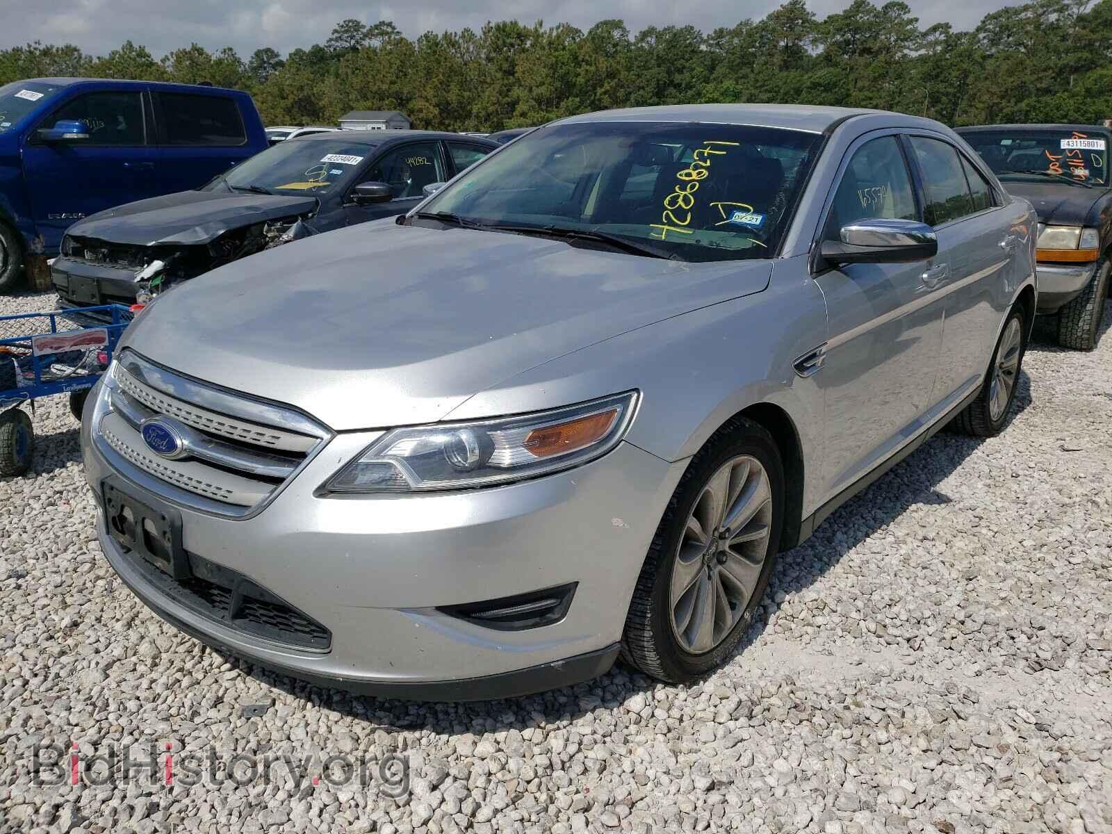 2011 FORD TAURUS - VIN: 1FAHP2FW4BG189418 - Фото 2