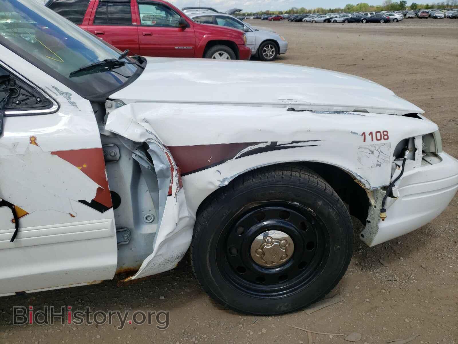 2011 FORD CROWN VIC - VIN: 2FABP7BV2BX107731 - Фото 9