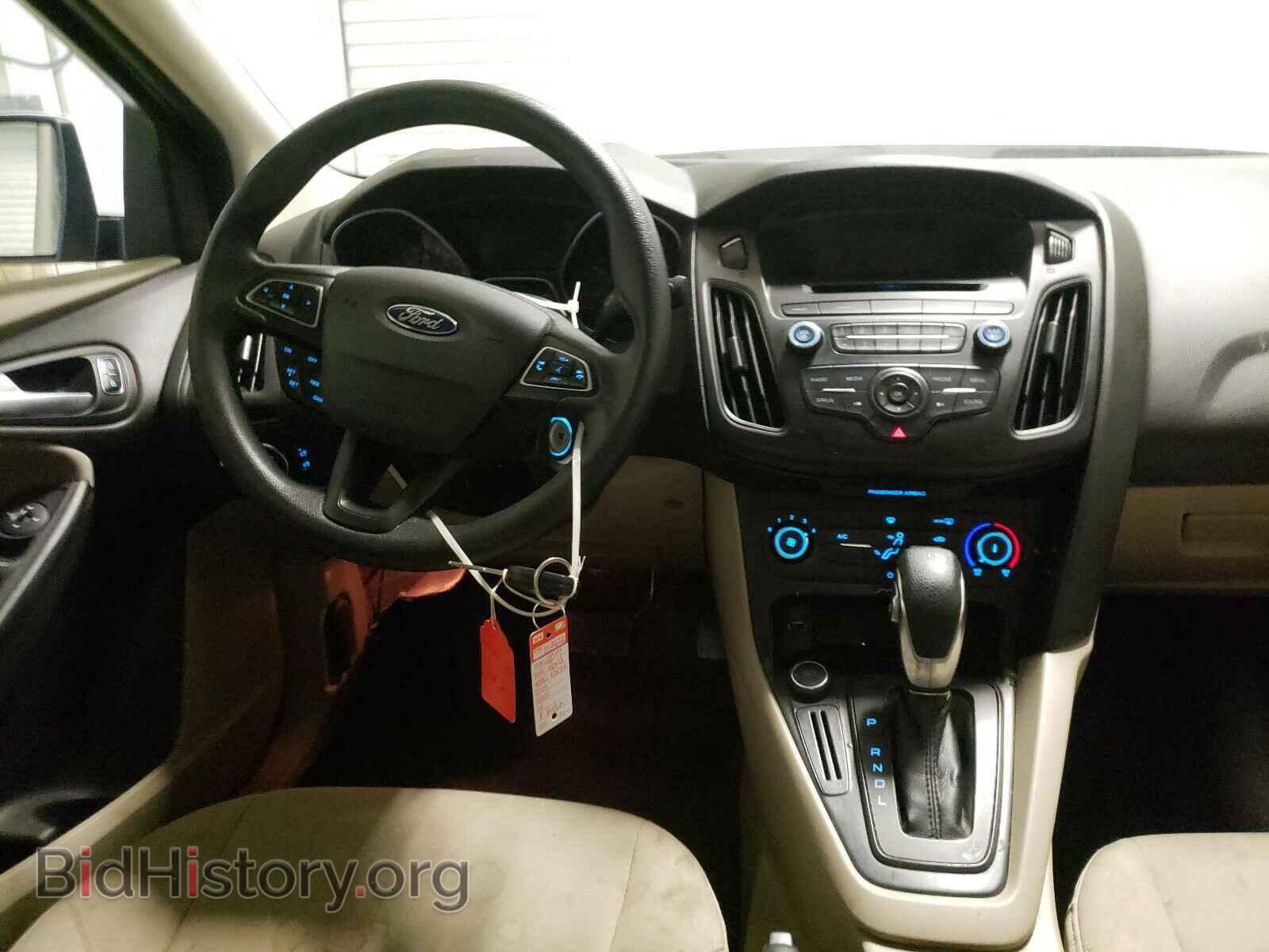 2017 FORD FOCUS - VIN: 1FADP3F22HL327166 - Фото 9
