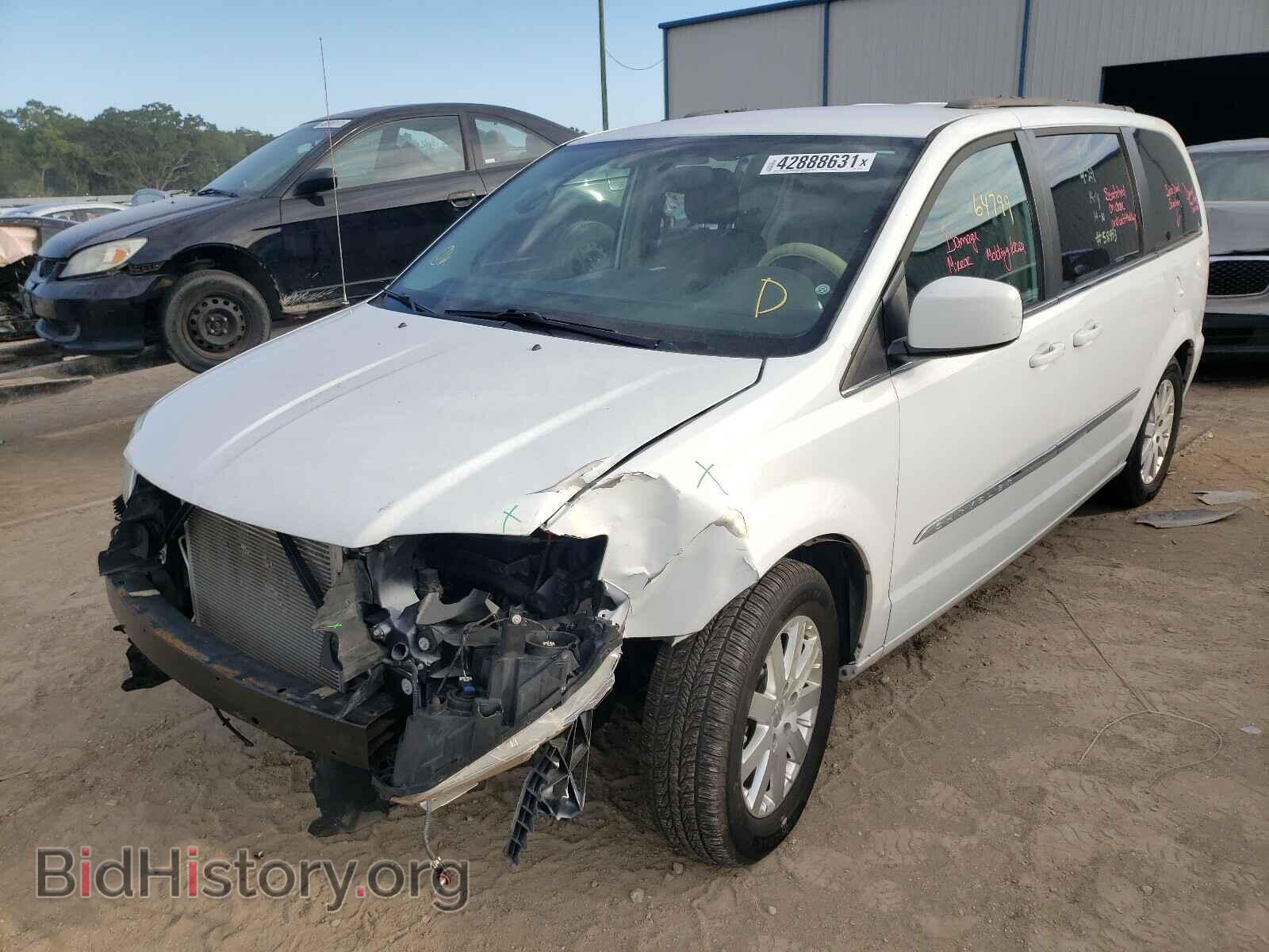 2014 CHRYSLER MINIVAN - VIN: 2C4RC1BG2ER360012 - Photo 2