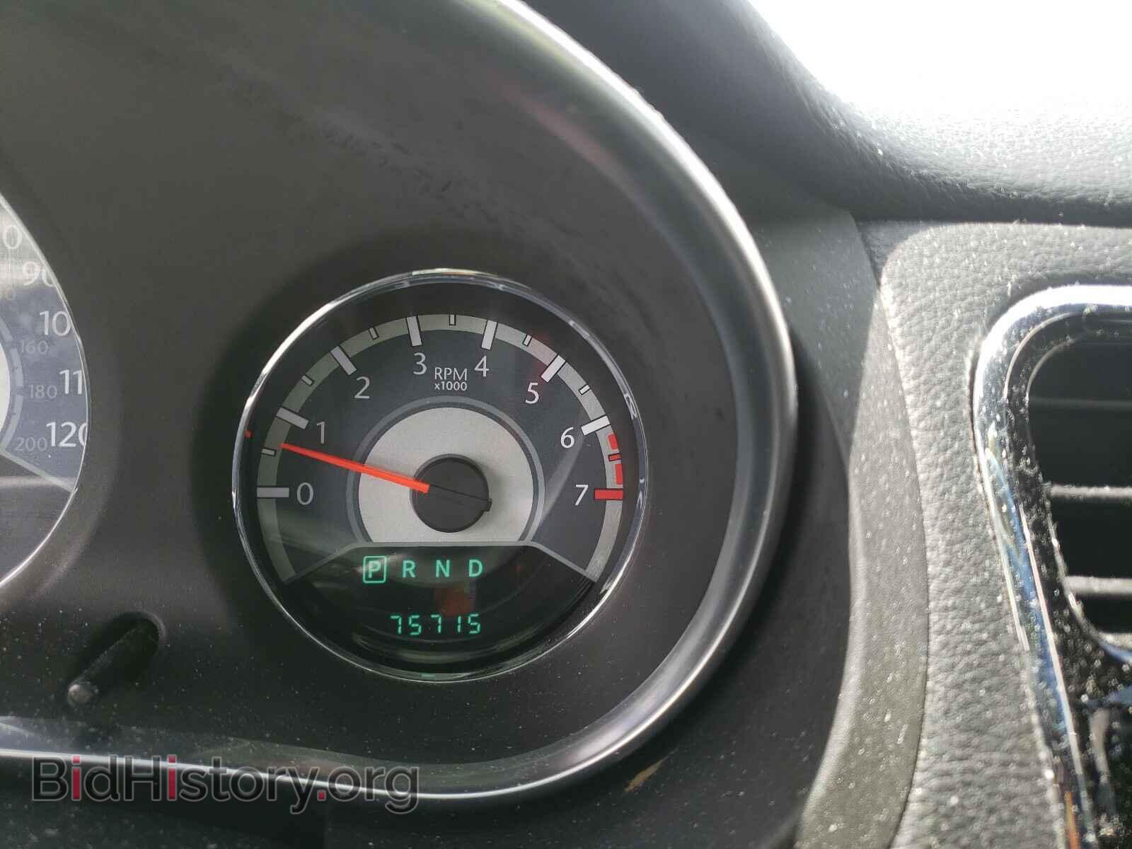 2011 CHRYSLER 200 - VIN: 1C3BC2FB4BN527473 - Photo 8