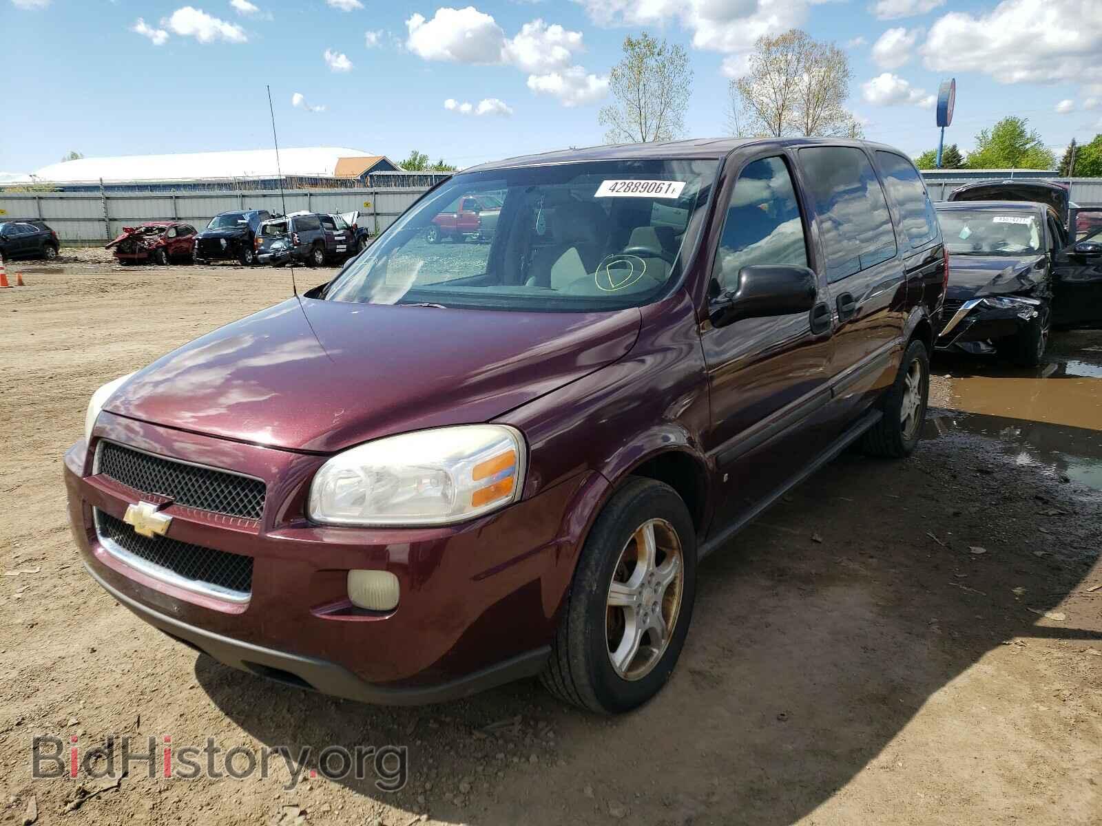 2008 CHEVROLET UPLANDER - VIN: 1GNDV231X8D179243 - Фото 2