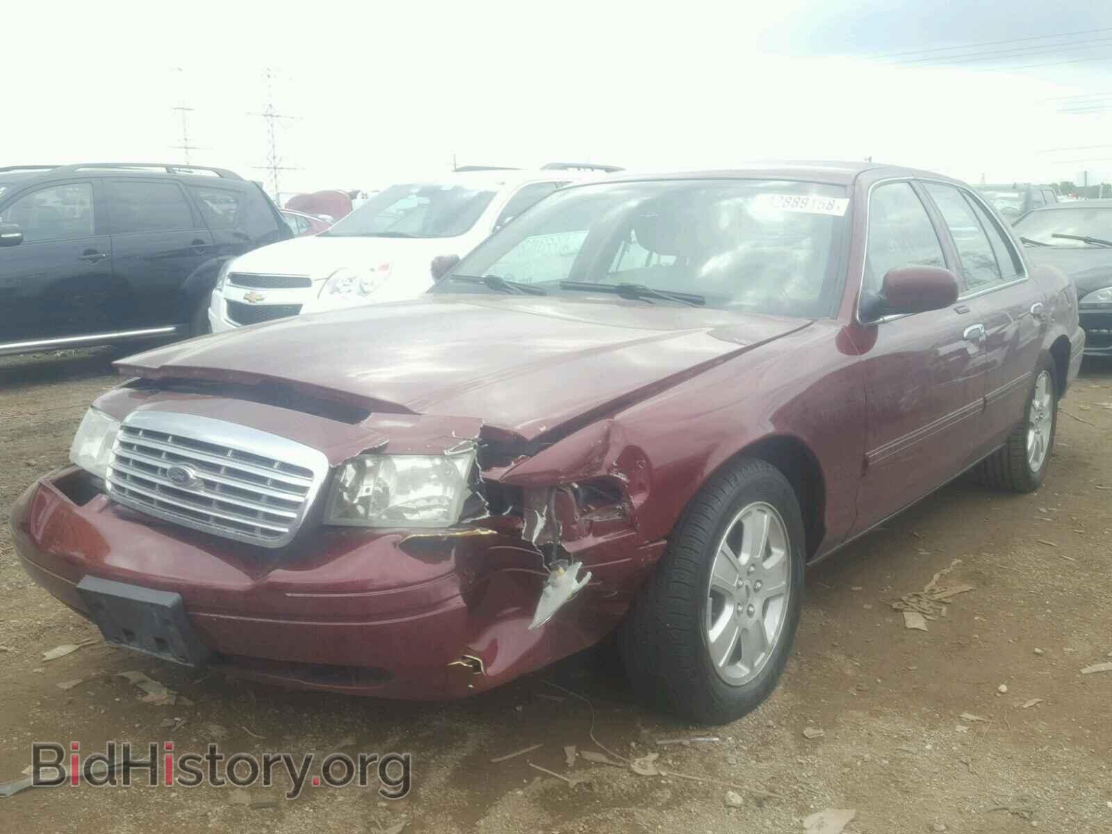2011 FORD CROWN VIC - VIN: 2FABP7EV1BX160450 - Фото 2