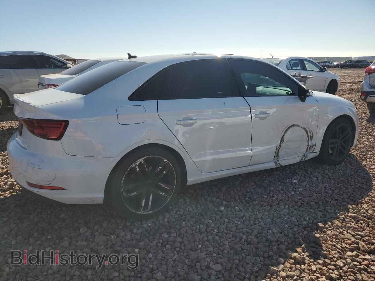 2019 AUDI A3 - VIN: WAUAUGFF8KA125335 - Фото 3