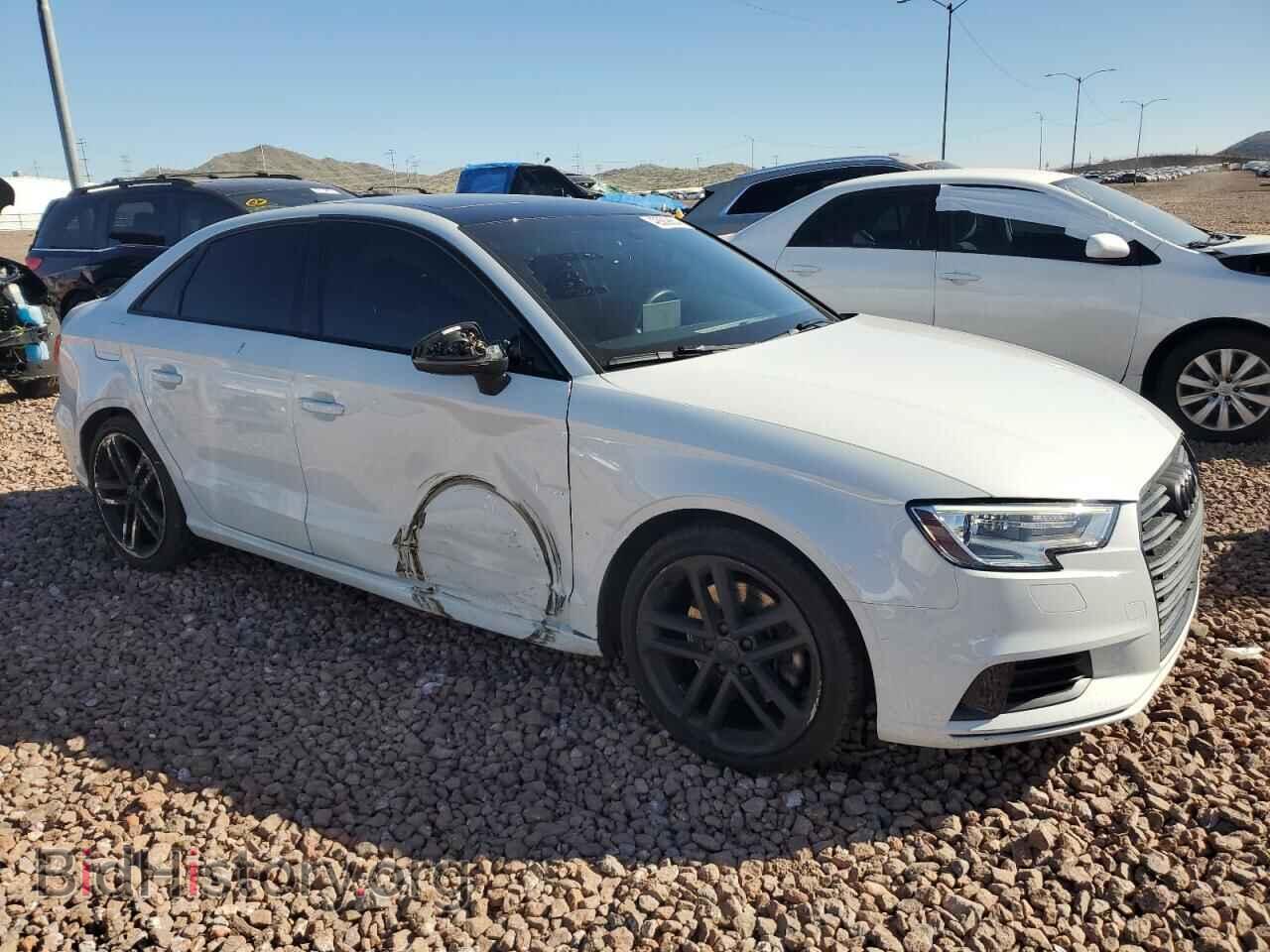 2019 AUDI A3 - VIN: WAUAUGFF8KA125335 - Фото 4