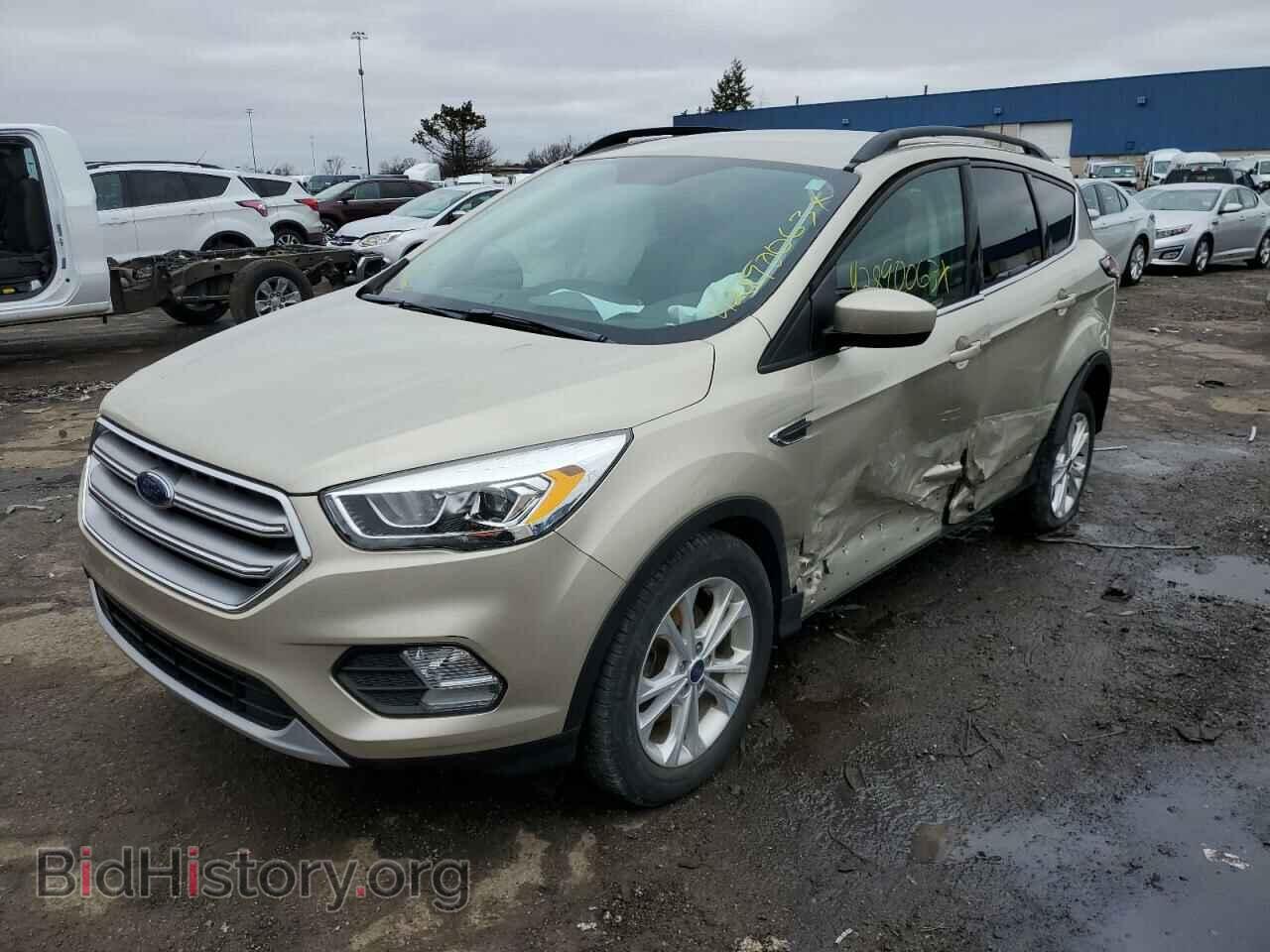 Фотография 1FMCU0GD6HUC76547 - FORD ESCAPE 2017