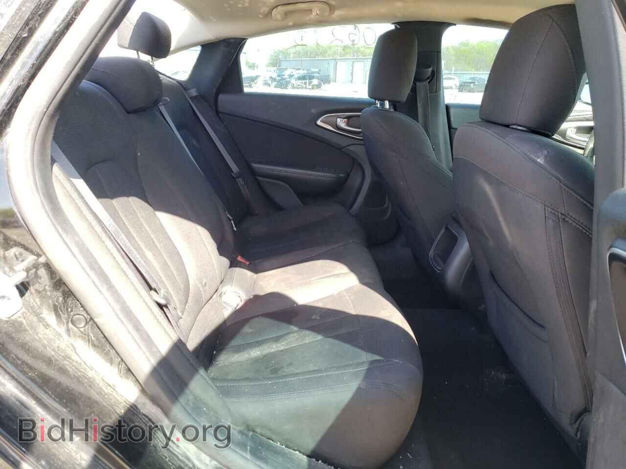 2016 CHRYSLER 200 - VIN: 1C3CCCAB5GN112588 - Фото 6