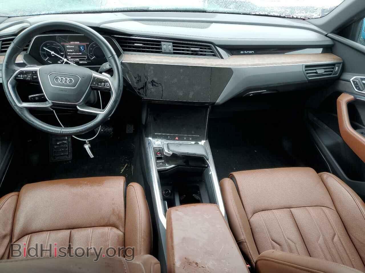 2019 AUDI E-TRON - VIN: WA1VAAGE9KB014524 - Photo 8