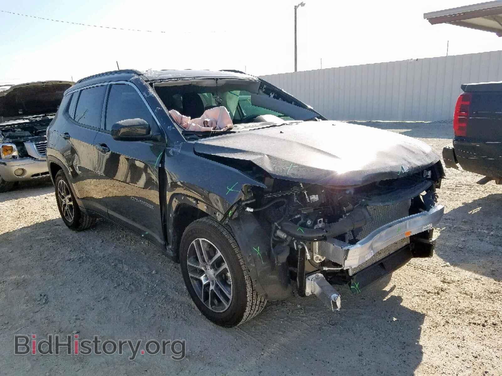 Photo 3C4NJCBB1KT715717 - JEEP COMPASS LA 2019