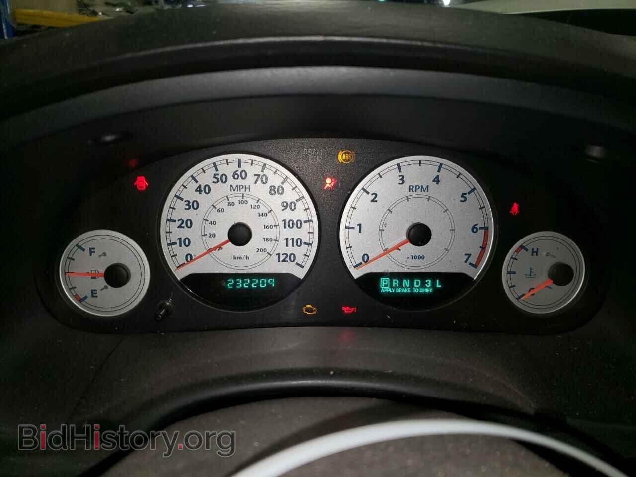 2006 CHRYSLER MINIVAN - VIN: 2A4GP44R86R732590 - Фото 9
