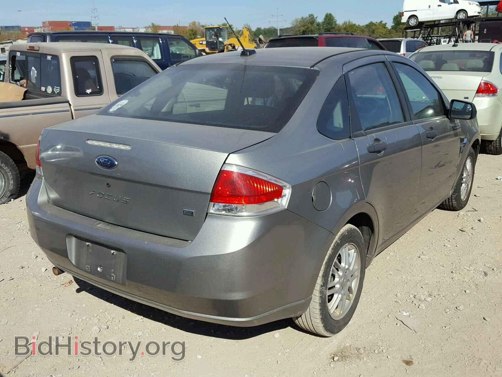 2008 FORD FOCUS - VIN: 1FAHP35N68W124258 - Photo 4