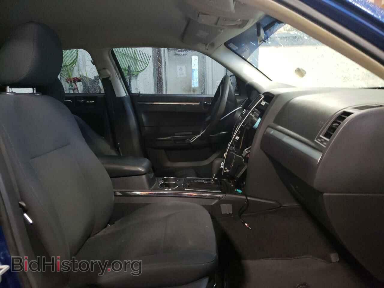2010 CHRYSLER 300 - VIN: 2C3CA4CDXAH328902 - Фото 5