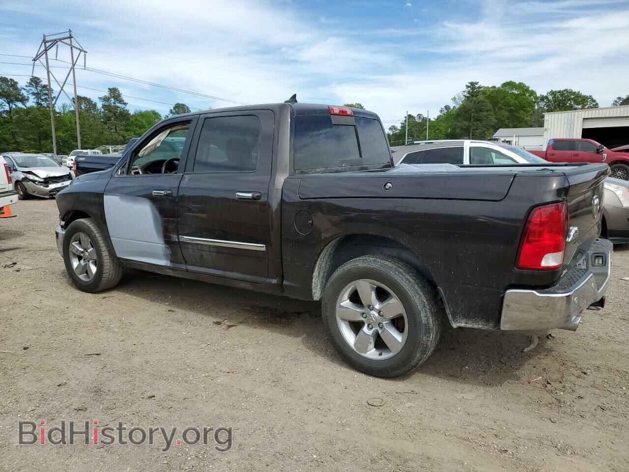 2017 RAM 1500 - VIN: 1C6RR6LT2HS610222 - Photo 2