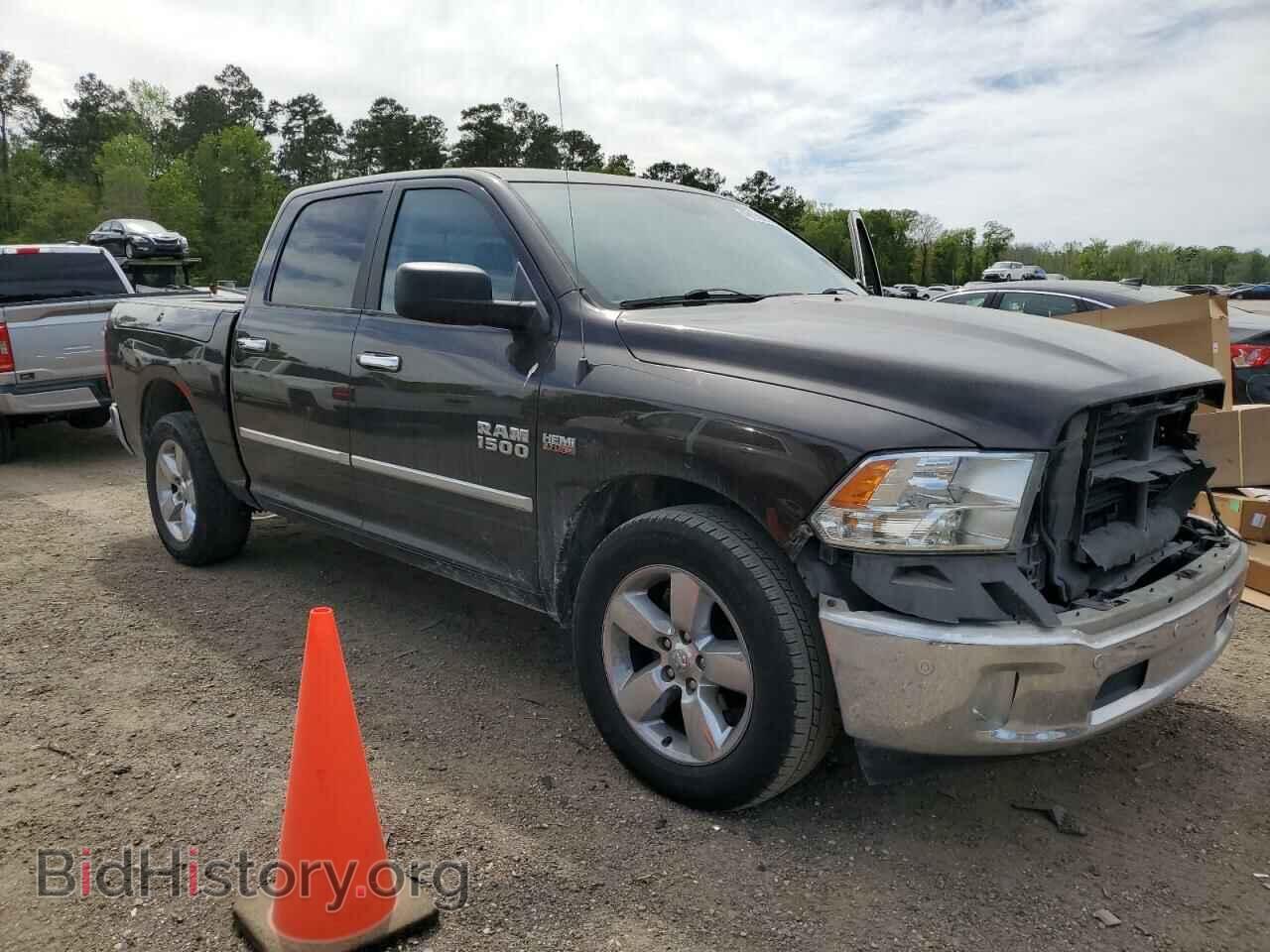 2017 RAM 1500 - VIN: 1C6RR6LT2HS610222 - Photo 4