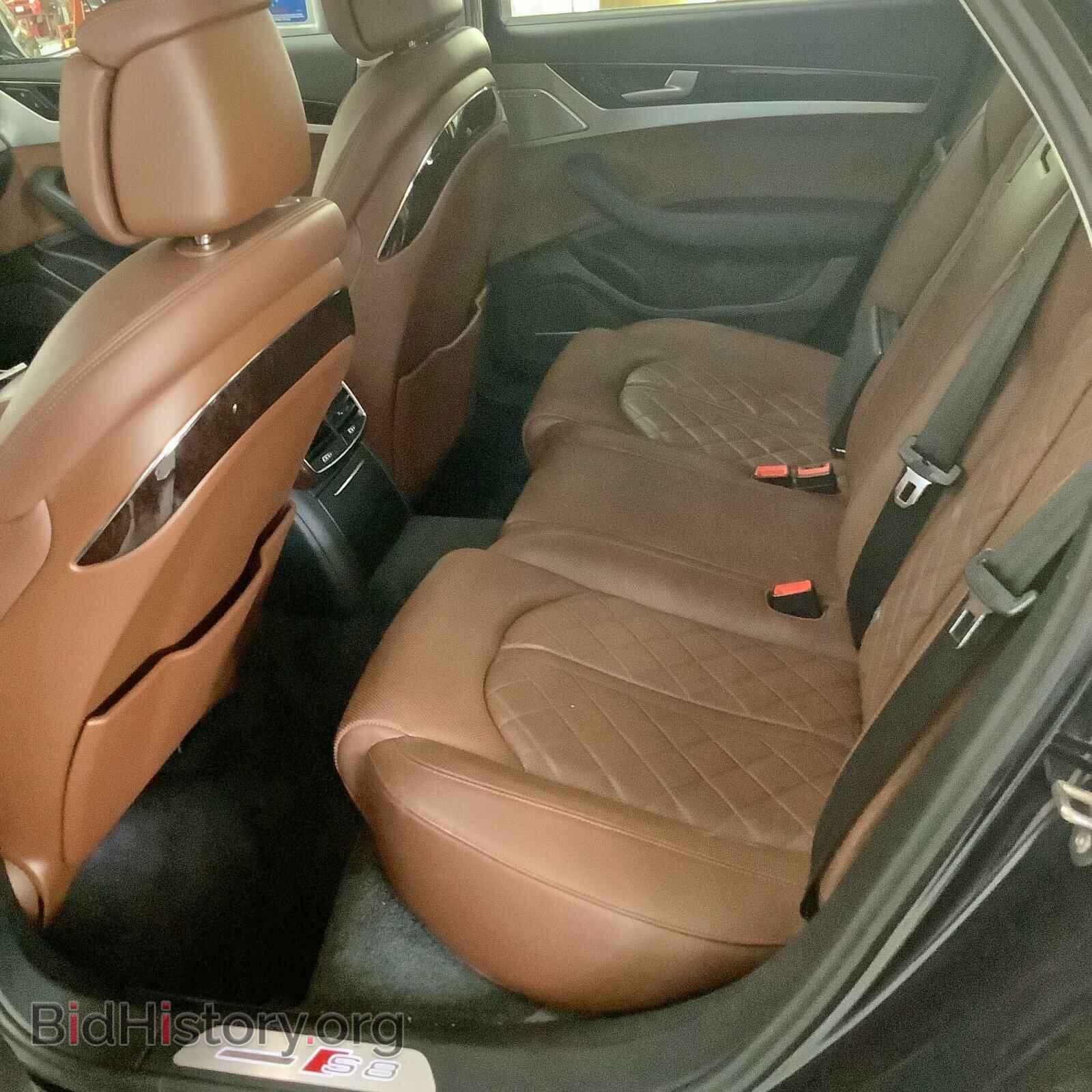 2015 AUDI S8 - VIN: WAUK2AFD5FN021051 - Фото 6