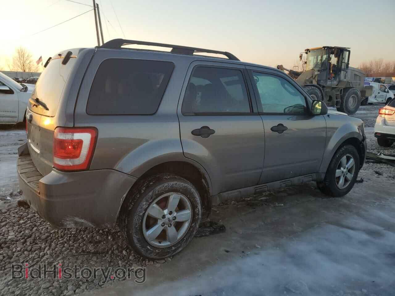 2011 FORD ESCAPE - VIN: 1FMCU9DG5BKA18199 - Фото 3