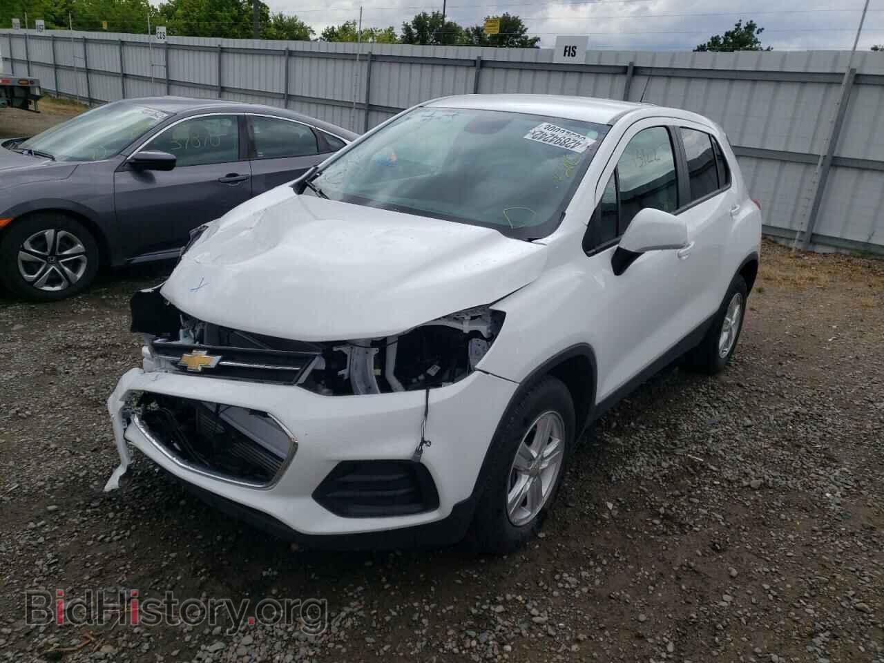 2020 CHEVROLET TRAX - VIN: 3GNCJNSBXLL328532 - Фото 2