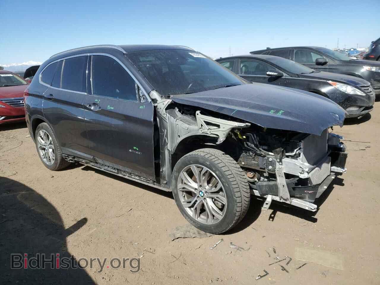 2016 BMW X1 - VIN: WBXHT3C30GP885807 - Фото 4