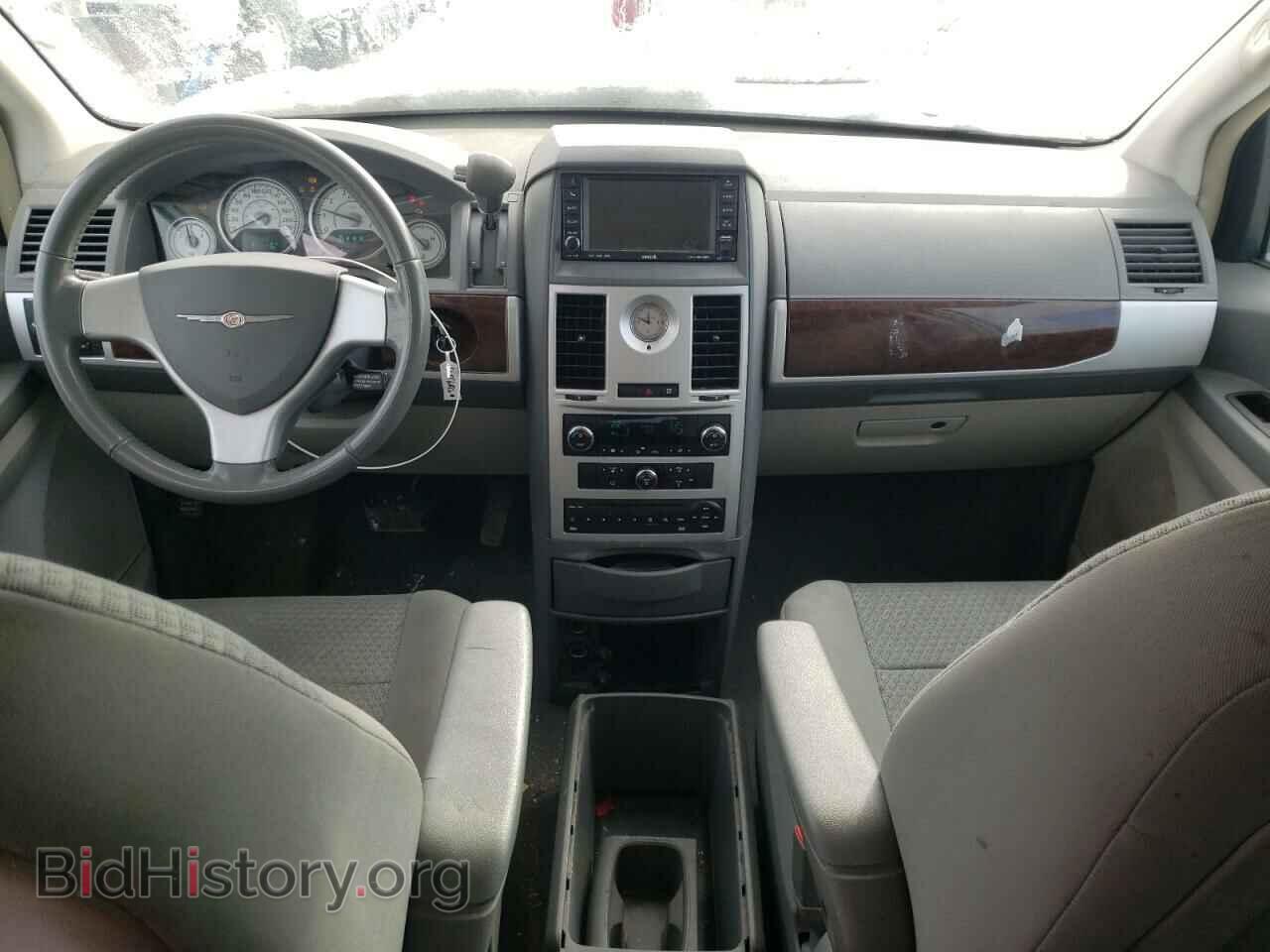 2010 CHRYSLER MINIVAN - VIN: 2A4RR5DX4AR313586 - Фото 8