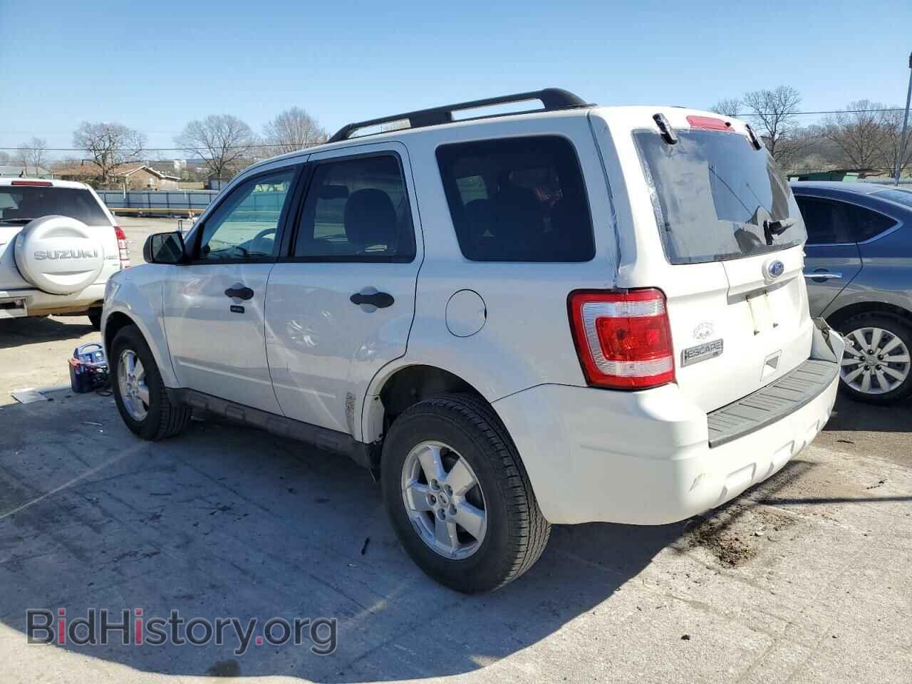 2010 FORD ESCAPE - VIN: 1FMCU0D71AKD34189 - Фото 2