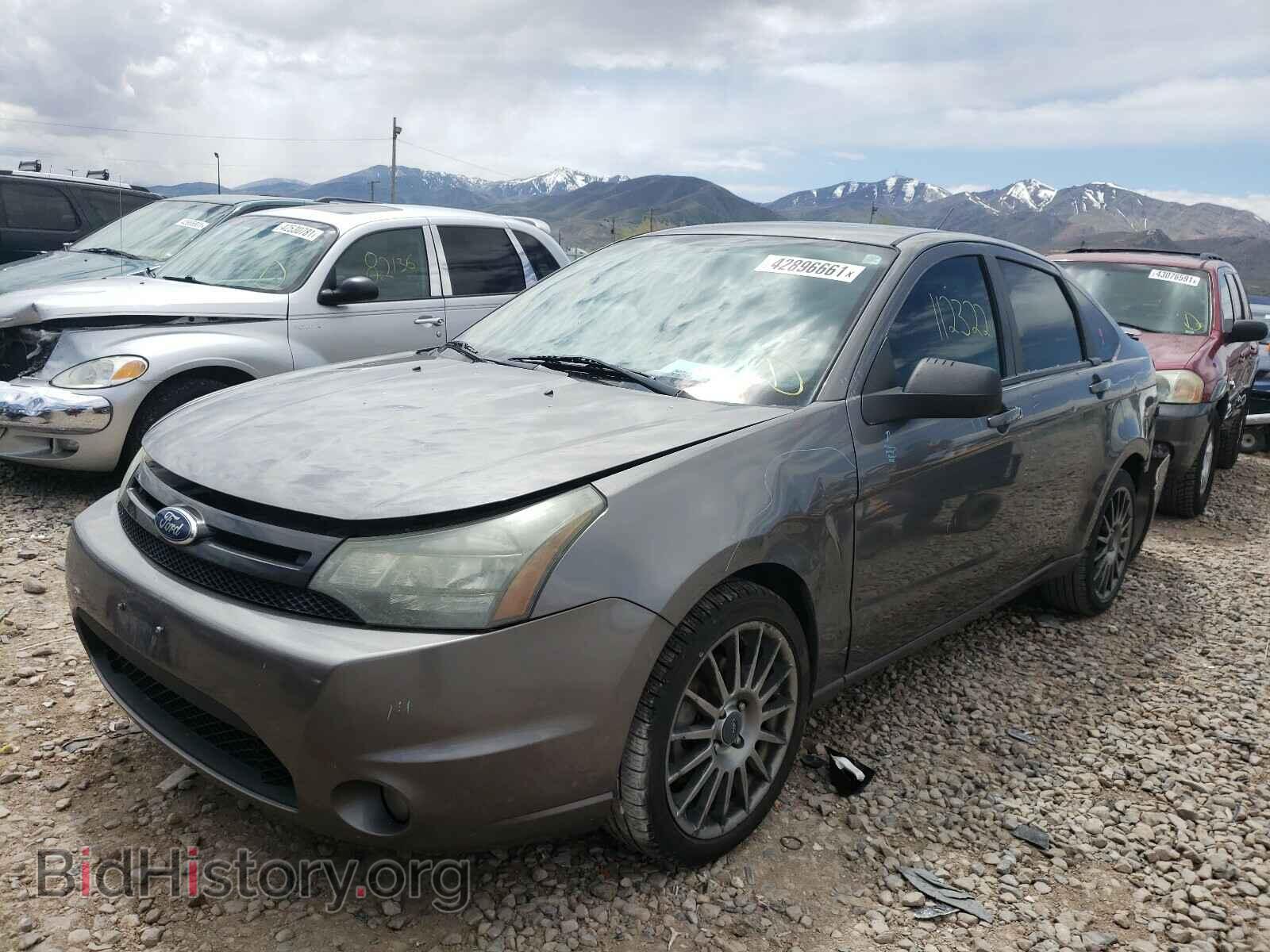 2011 FORD FOCUS - VIN: 1FAHP3GN3BW136629 - Фото 2
