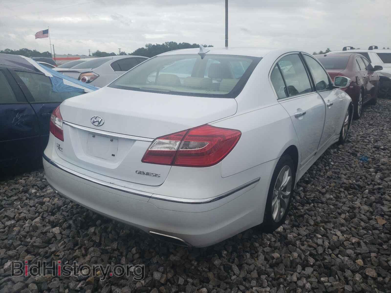 2013 HYUNDAI GENESIS - VIN: KMHGC4DD1DU257799 - Фото 4