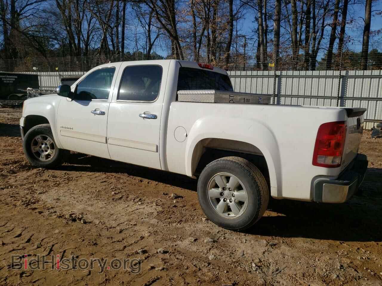 2011 GMC SIERRA - VIN: 3GTP1VE02BG127168 - Фото 2