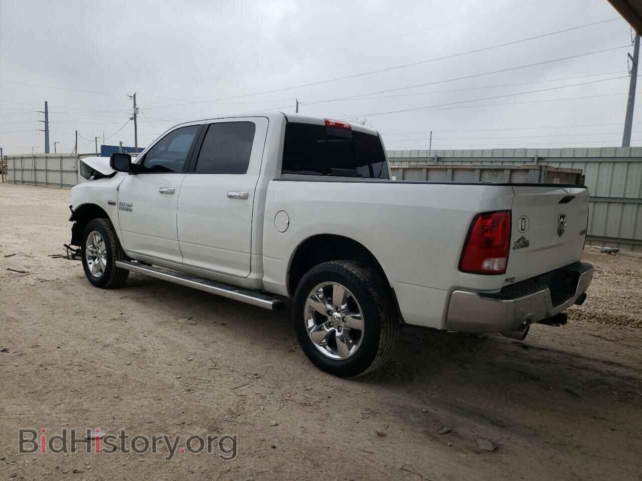 2017 RAM 1500 - VIN: 3C6RR7LT4HG594733 - Фото 2