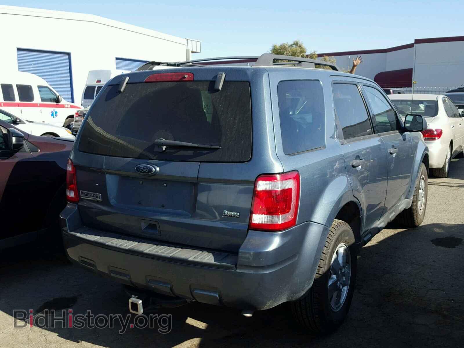 2011 FORD ESCAPE - VIN: 1FMCU0DG8BKA69109 - Photo 4