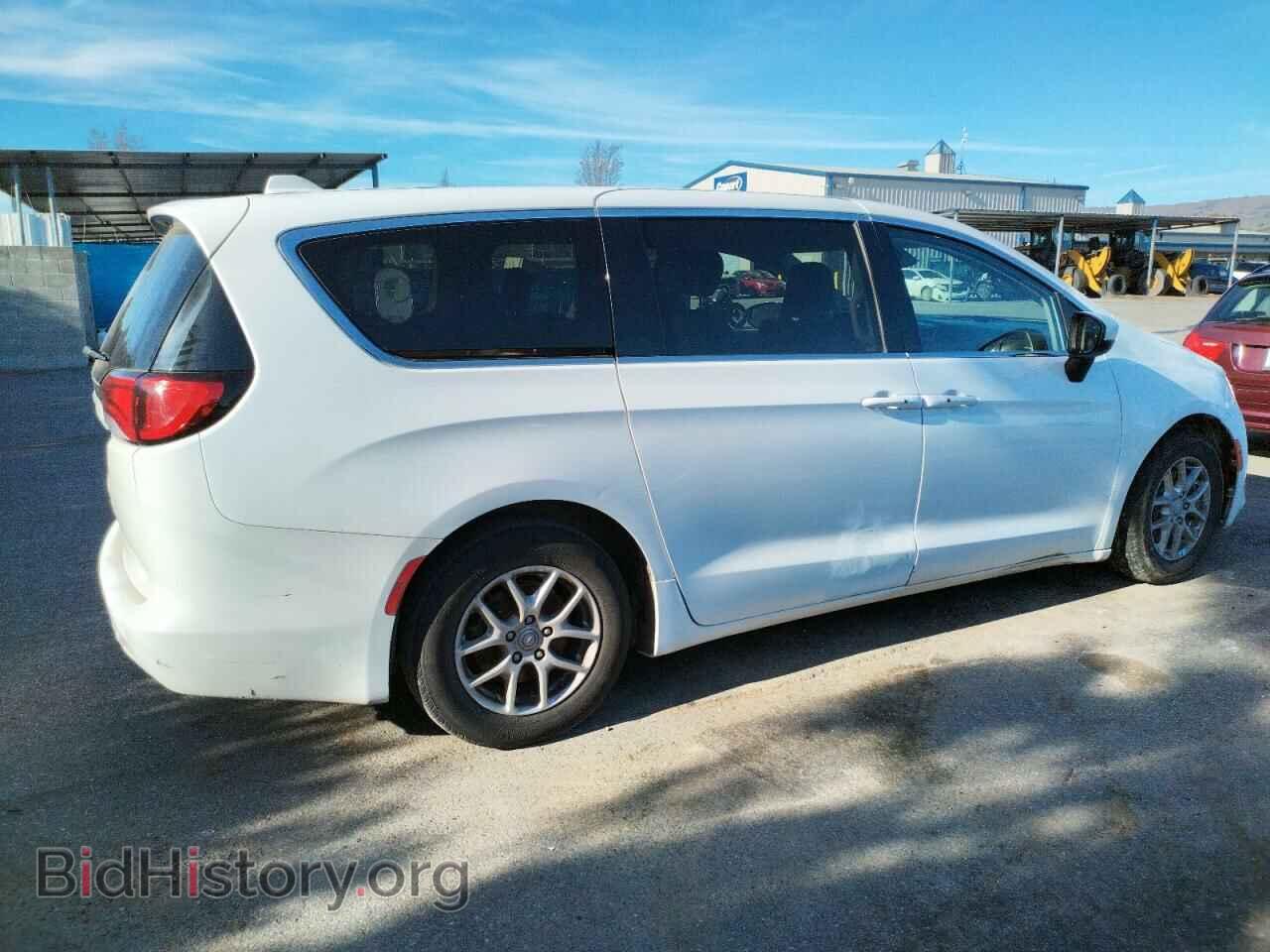 2017 CHRYSLER PACIFICA - VIN: 2C4RC1DG9HR517813 - Фото 3