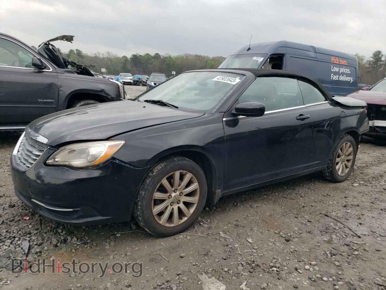 Photo 1C3BC2EBXBN599392 - CHRYSLER 200 2011