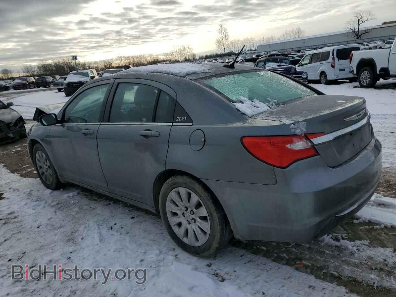 2013 CHRYSLER 200 - VIN: 1C3CCBAB3DN696690 - Фото 2
