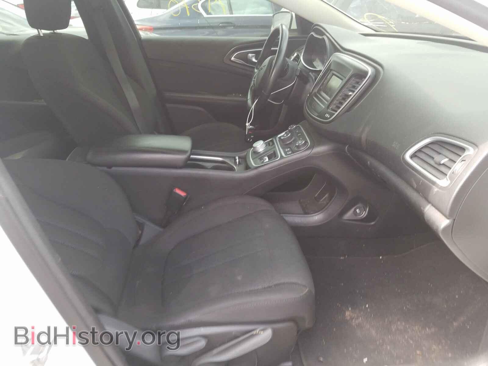 2016 CHRYSLER 200 - VIN: 1C3CCCFB0GN189152 - Photo 5