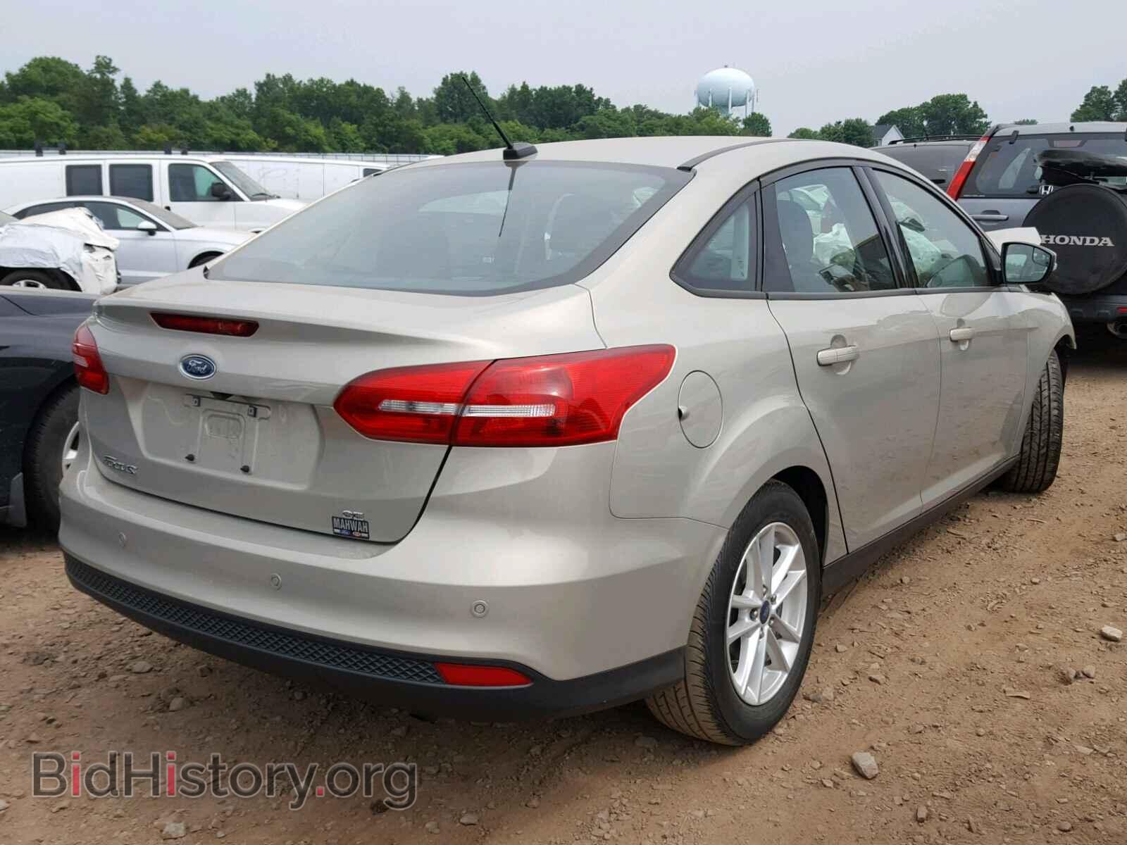 2016 FORD FOCUS - VIN: 1FADP3F29GL200977 - Photo 4