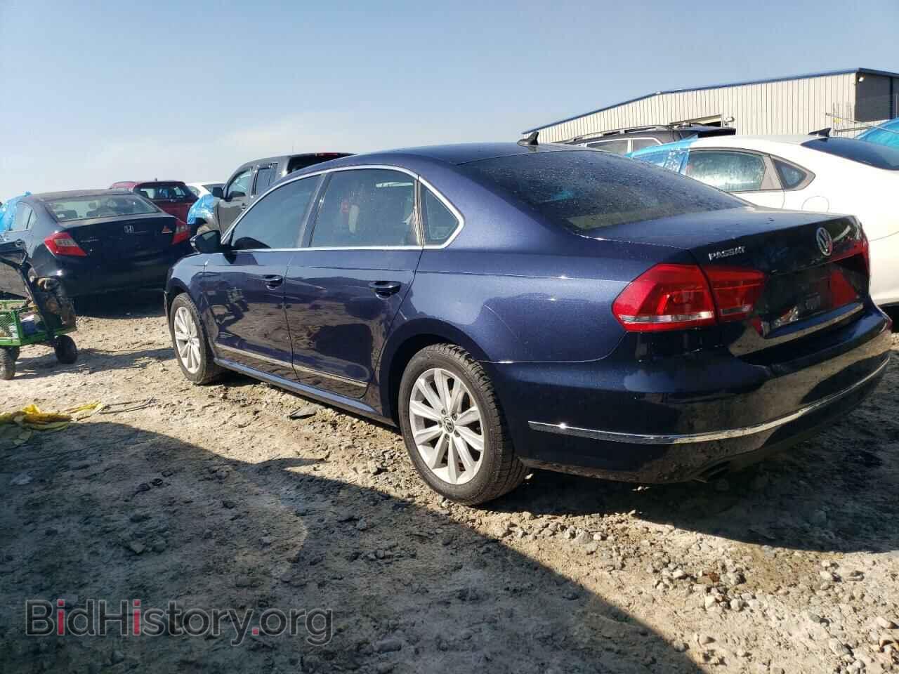 2012 VOLKSWAGEN PASSAT - VIN: 1VWCH7A34CC070401 - Фото 2