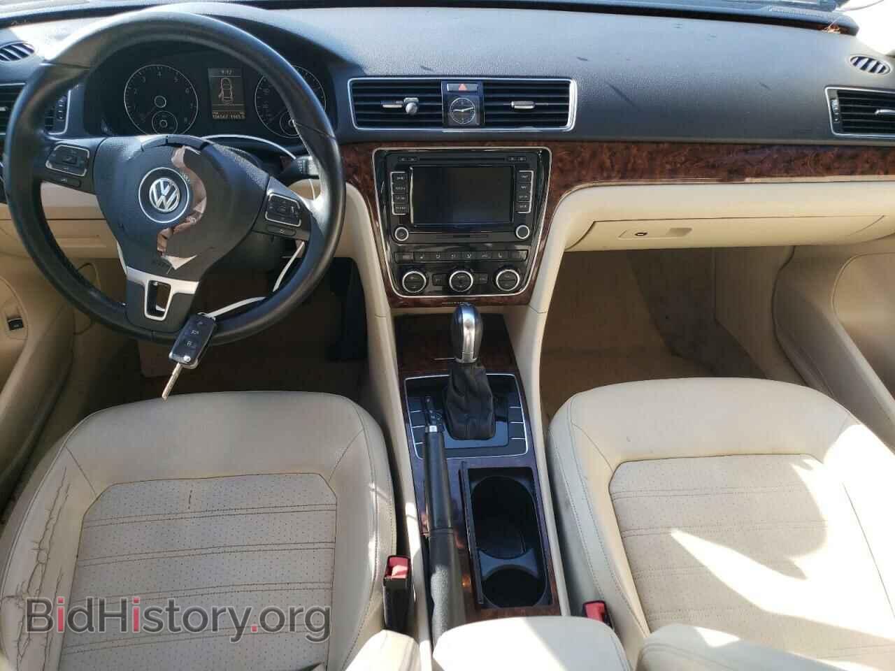 2012 VOLKSWAGEN PASSAT - VIN: 1VWCH7A34CC070401 - Фото 8