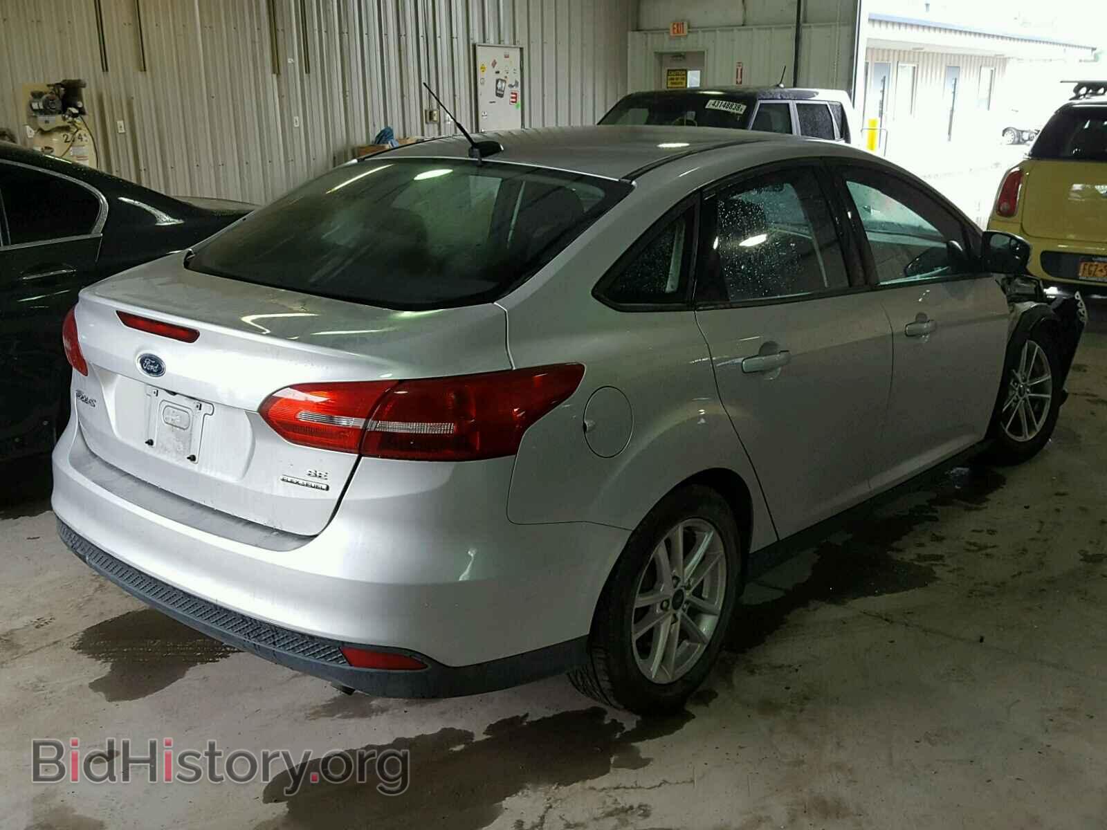 2016 FORD FOCUS - VIN: 1FADP3F2XGL352198 - Photo 4