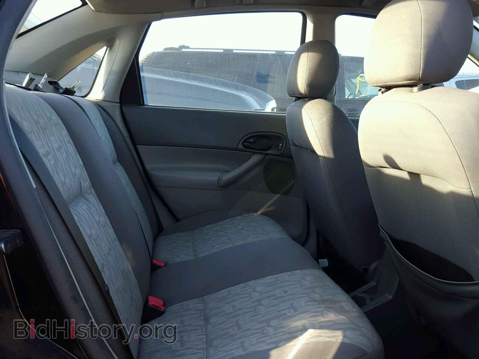 2005 FORD FOCUS - VIN: 1FAFP34N15W300671 - Фото 6