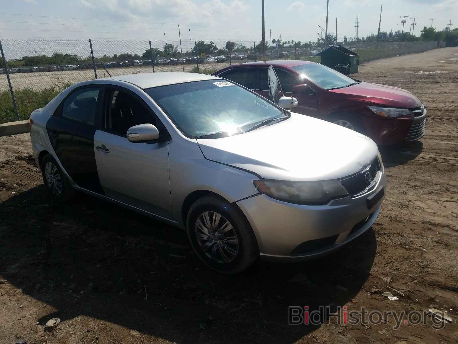 Photo KNAFU4A23A5046705 - KIA FORTE 2010